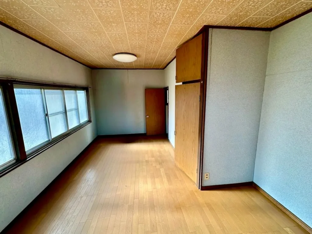 神戸市長田区丸山町の中古戸建て、洋室の写真